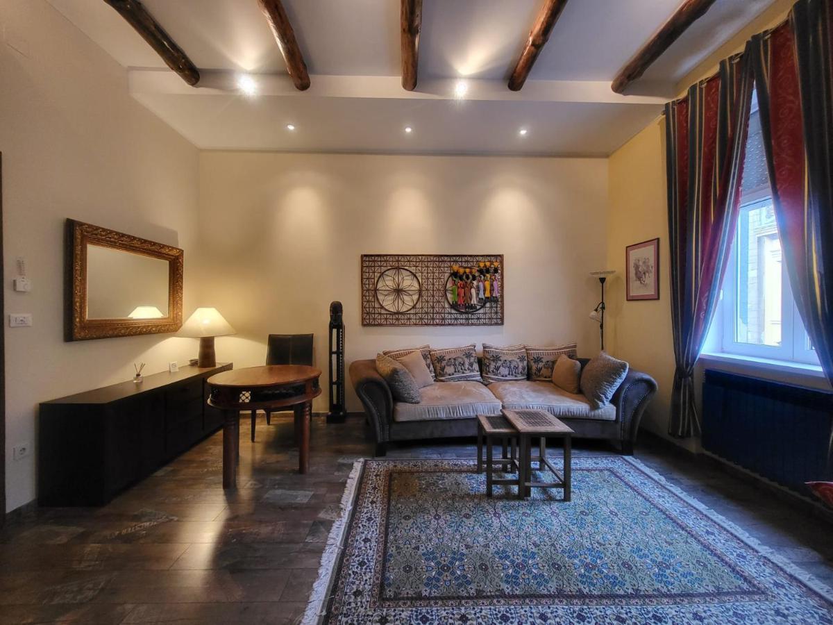 Stylish Apartment In Center Of Zagreb Buitenkant foto