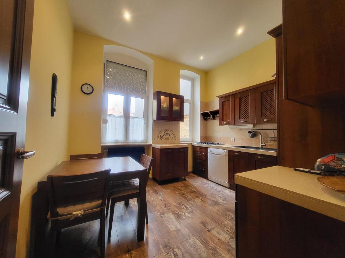Stylish Apartment In Center Of Zagreb Buitenkant foto