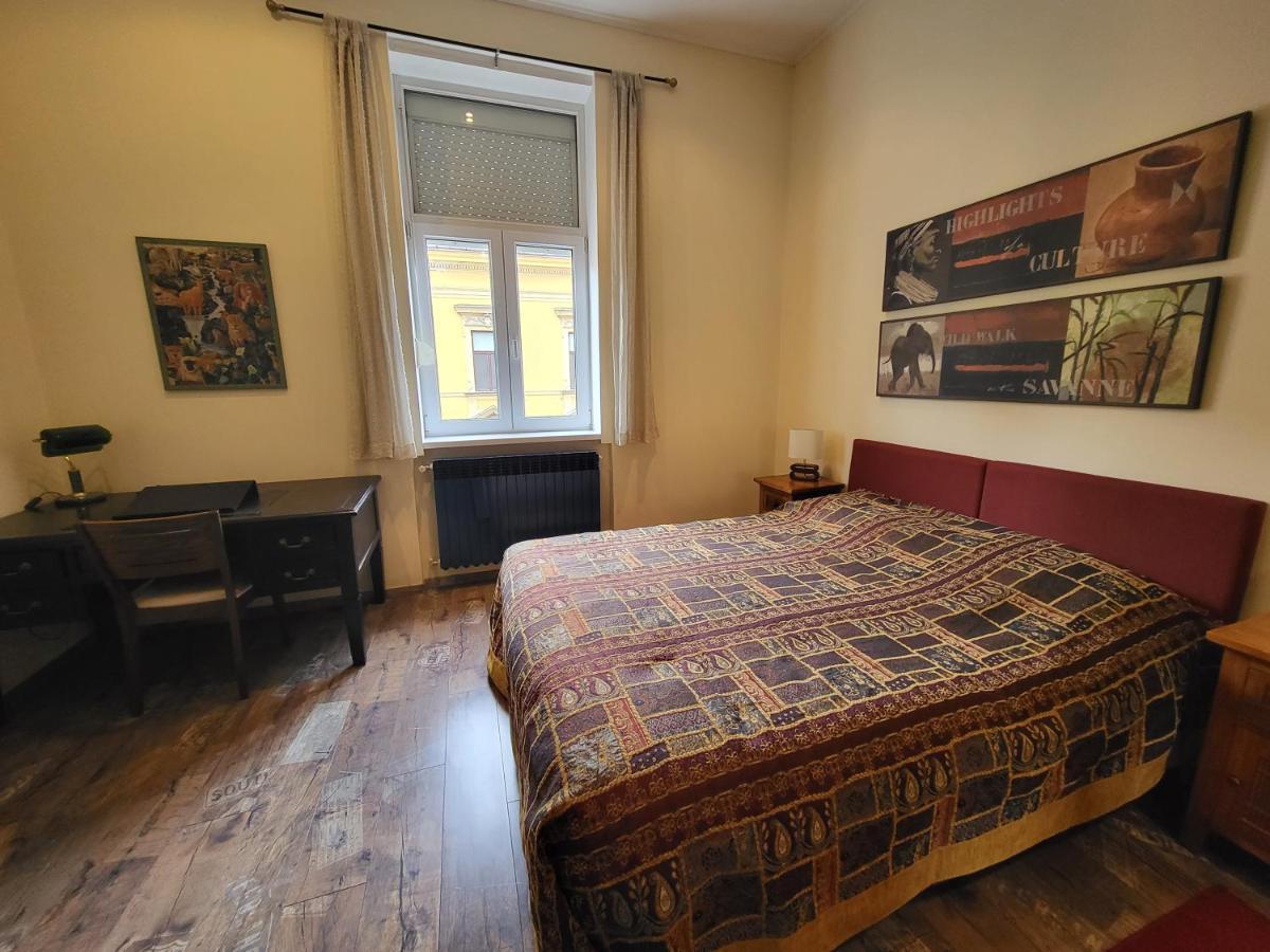 Stylish Apartment In Center Of Zagreb Buitenkant foto