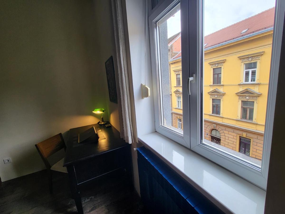 Stylish Apartment In Center Of Zagreb Buitenkant foto