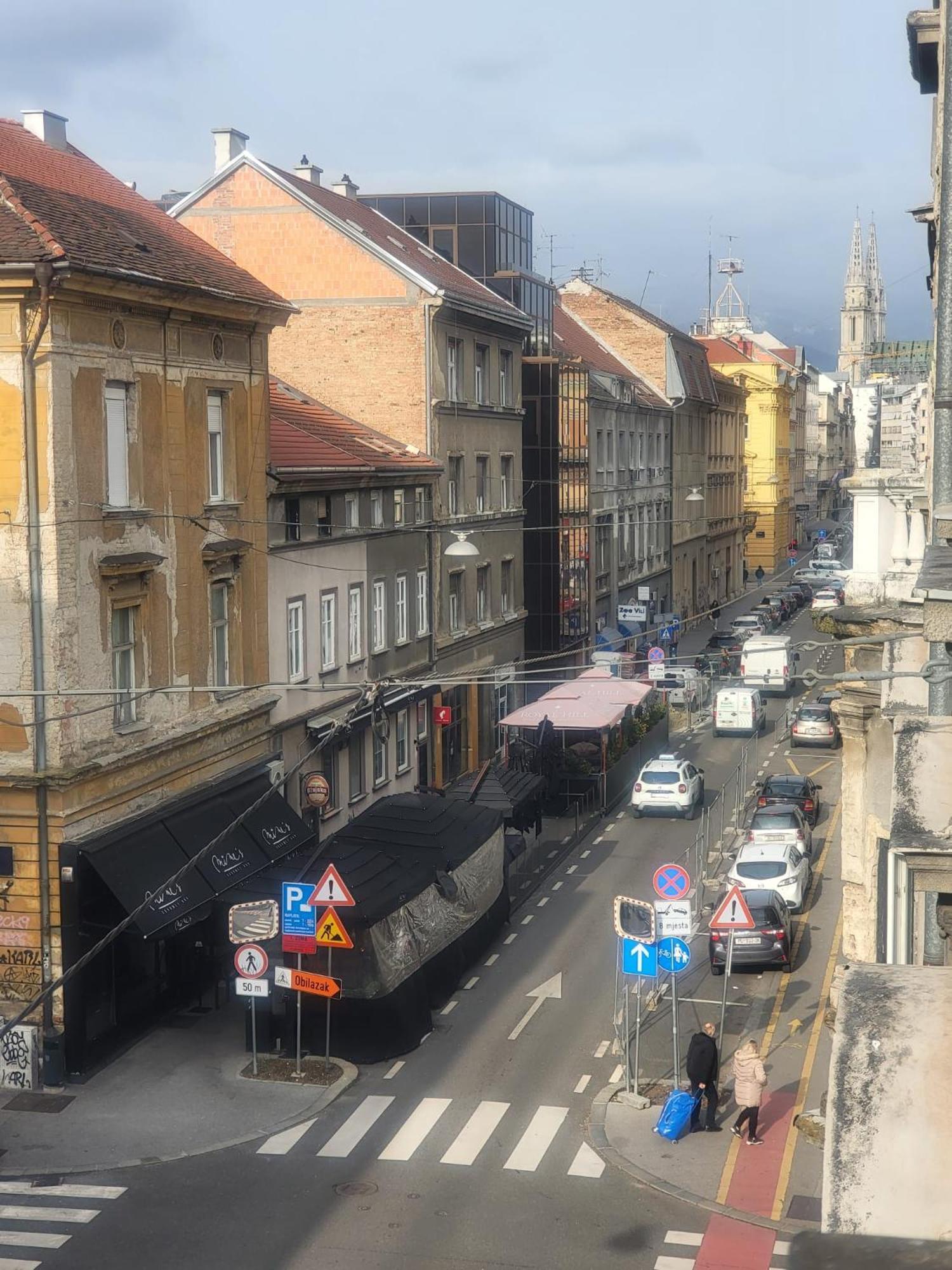 Stylish Apartment In Center Of Zagreb Buitenkant foto
